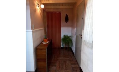 IMPECABLE CASA AMERICANA