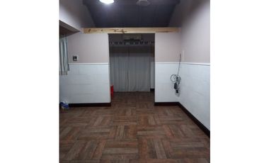 IMPECABLE CASA AMERICANA