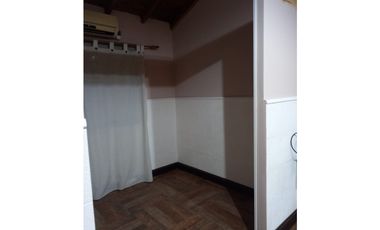 IMPECABLE CASA AMERICANA