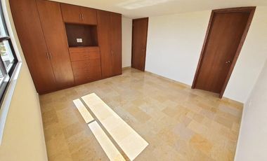SE VENDE HERMOSA CASA