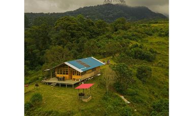 SE VENDE HERMOSA FINCA CON AGUA PROPIA Y LUZ SOLAR