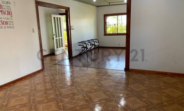 casa comercial ubicación excepcional  centro de Pucón