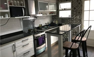 Chalet de 160 mts cub. Zona Chauvin.