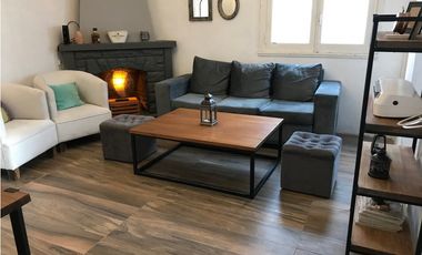 Chalet de 160 mts cub. Zona Chauvin.