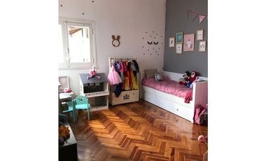 Chalet de 160 mts cub. Zona Chauvin.