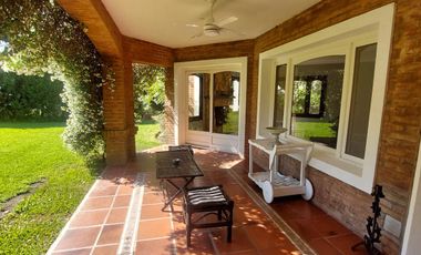 Casa en  Villa Olivos
