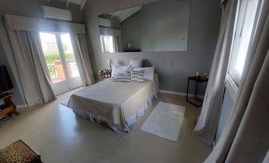 Casa en  Villa Olivos