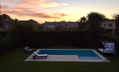 Casa en  Villa Olivos