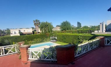 Casa en  Villa Olivos