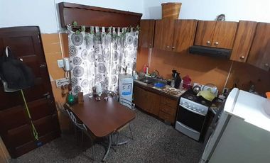 Casa en  VENTA VICTOR HUGO 1300