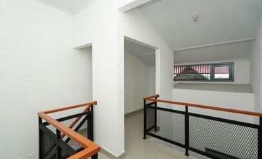 Rumah Idaman 6 Menit ke RS Taman Harapan Baru 2 Lt Dibantu KPR J-35915