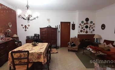 Oportunidad Florida Mitre casa lote propio todo en una planta.-