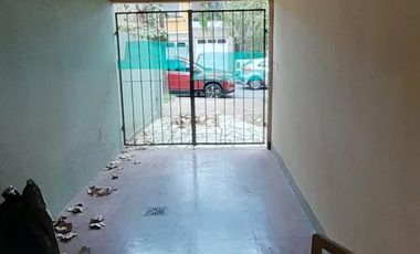 Oportunidad Florida Mitre casa lote propio todo en una planta.-