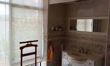 VENTA DE CASA CERCA DE LA ALHONDIGA DE GRANADITAS