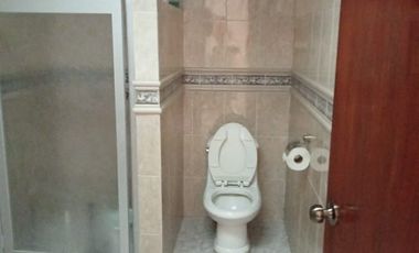 VENTA DE CASA CERCA DE LA ALHONDIGA DE GRANADITAS