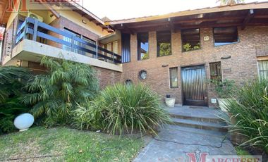Casa 5 ambientes en venta en Castelar Norte