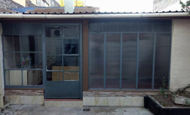 CHILAVERT Amplia Propiedad, muy buen estado !!!