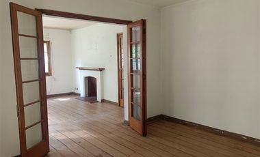 Casa en venta de 4 dorm. en La Florida