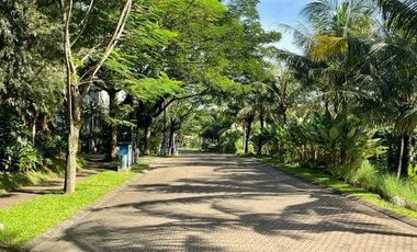 DIJUAL RUMAH ASRI dkt TAMAN at SERENIA HILLS VENTURE BARAT