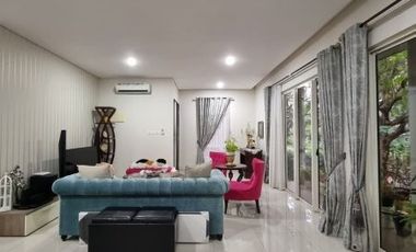DIJUAL RUMAH ASRI dkt TAMAN at SERENIA HILLS VENTURE BARAT