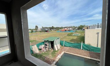 Casa en construcción en Santo Tomás, Pilar