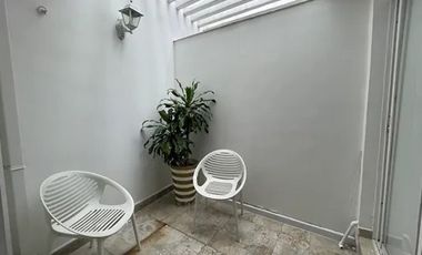 casa en arriendo/venta en el tabor. Cod A106190