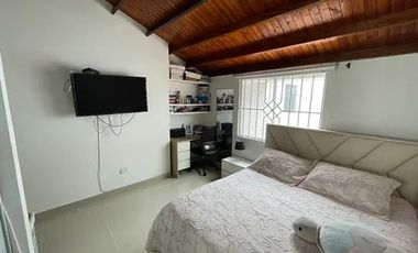 casa en arriendo/venta en el tabor. Cod A106190
