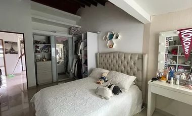 casa en arriendo/venta en el tabor. Cod A106190