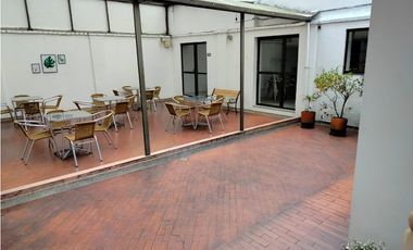 CASA COMERCIAL EN ARRIENDO, SECTOR EL LAGO, CHAPINERO