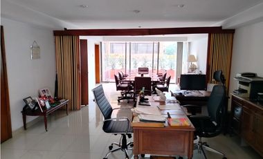 CASA COMERCIAL EN ARRIENDO, SECTOR EL LAGO, CHAPINERO