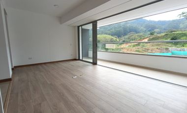 apartaestudio en venta en tres esquinas - monteazul. Cod V215645