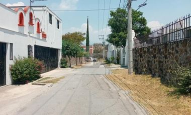 Casa sola en venta en Col 3 de Mayo Municipio Emiliano Zapata Morelos.