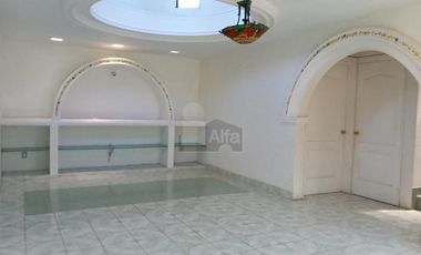 Casa sola en venta en Col 3 de Mayo Municipio Emiliano Zapata Morelos.