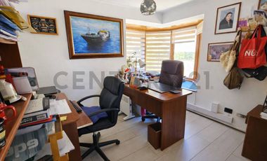 Se vende gran casa de 379 m2, uso mixto, sector exclusivo de Pedro de Valdivia.