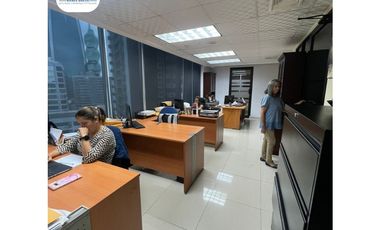 SE VENDEN OFICINAS EN EL AREA BANCARIA, CALLE 50