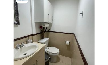 SE VENDEN OFICINAS EN EL AREA BANCARIA, CALLE 50