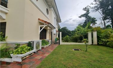 Venta casa en Clayton, Los Senderos de Camino de Cruces