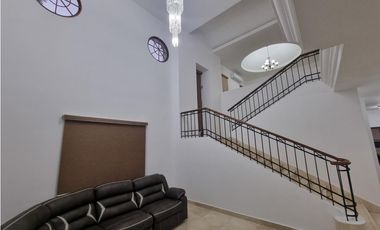 Venta casa en Clayton, Los Senderos de Camino de Cruces