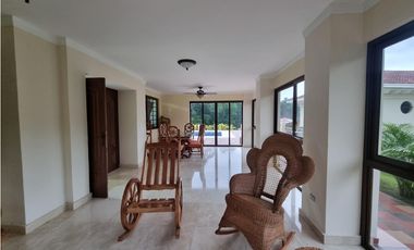 Venta casa en Clayton, Los Senderos de Camino de Cruces