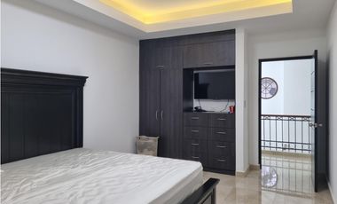Venta casa en Clayton, Los Senderos de Camino de Cruces