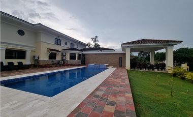 Venta casa en Clayton, Los Senderos de Camino de Cruces