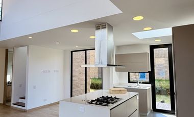 casa en arriendo en cajicá. Cod A5952