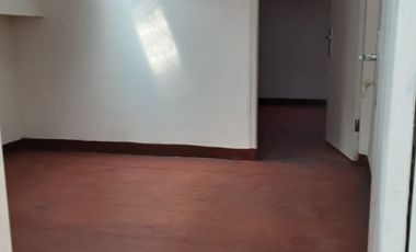 Disewa Rumah Satu Setengah Lantai Lokasi Strategis