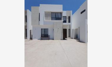 Casa en Venta en Villa de las Palmas