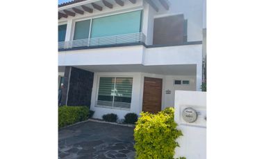 !Casa en Venta en Los Mirasoles al sur de Morelia cerca de Costco!