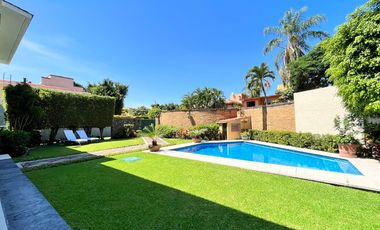 A 5 minutos del club de Golf Tabachines