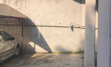 VENTA DEPTO 2AMB CON COCHERTA LOMITAS APTO  PROFESIONAL