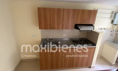 apartamento en arriendo en la loma del indio. Cod A66727