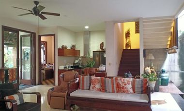 Rumah Murah Jakarta Selatan Permata Hijau Unik Artistik