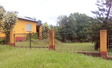 ESPECTACULAR VIVIENDA ZONA RESIDENCIAL CON AMPLIO PATIO